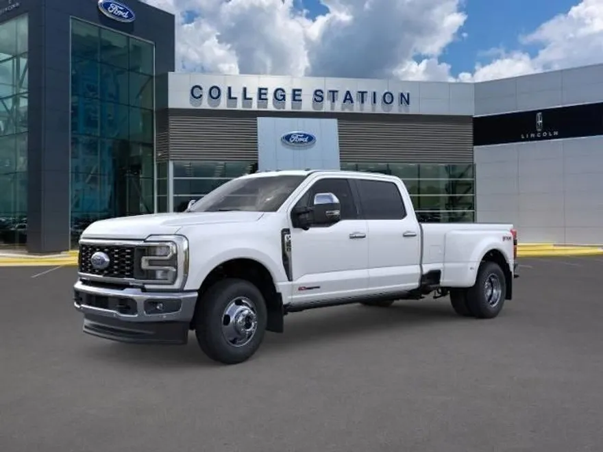 2025 Ford F-350 photo 1