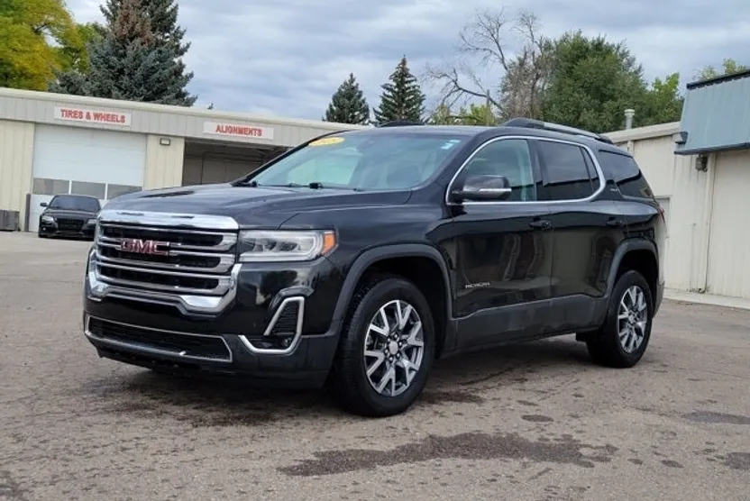 2023 Gmc Acadia SLT photo 1