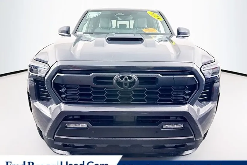 2024 Toyota Tacoma TRD Sport photo 1