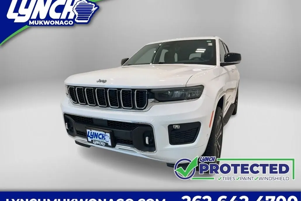 2023 Jeep Grand Cherokee Overland photo 1