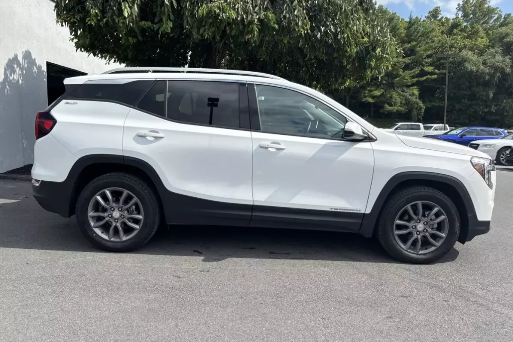 2023 Gmc Terrain SLT photo 1