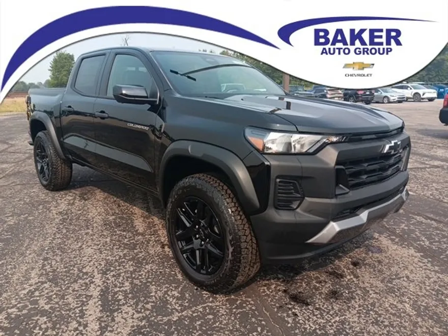 2025 Chevrolet Colorado Trail Boss photo 1