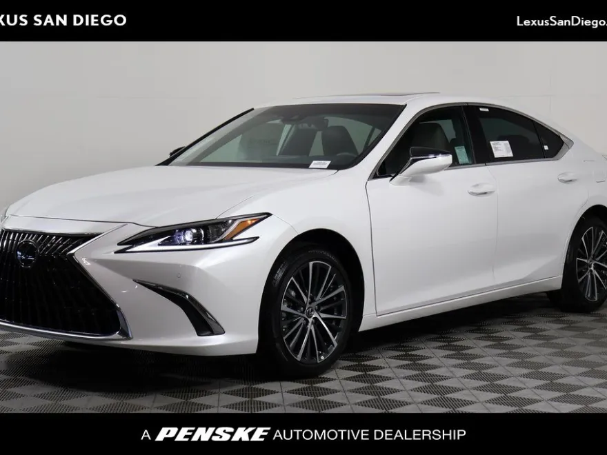 2025 Lexus ES 300h photo 1