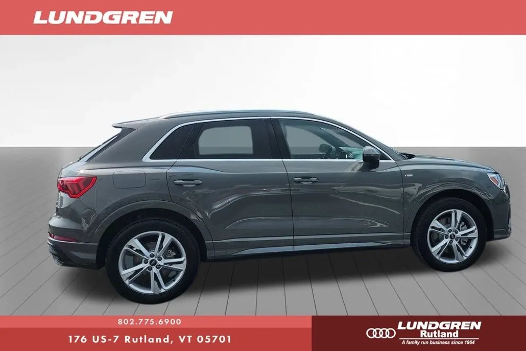 2024 Audi Q3 Premium Plus photo 1
