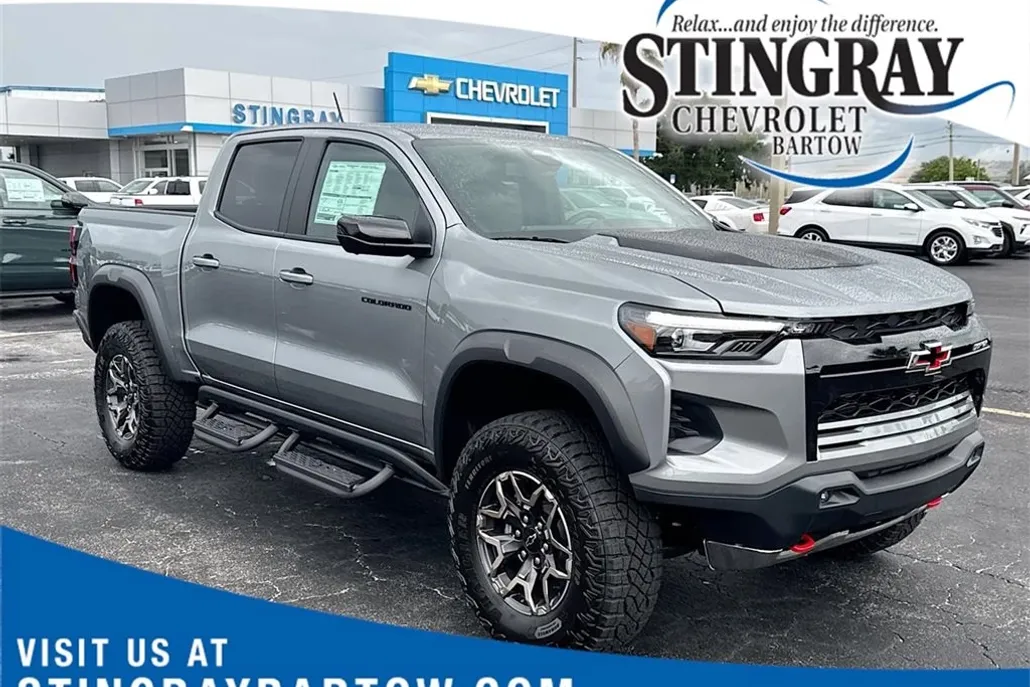 2025 Chevrolet Colorado ZR2 photo 1