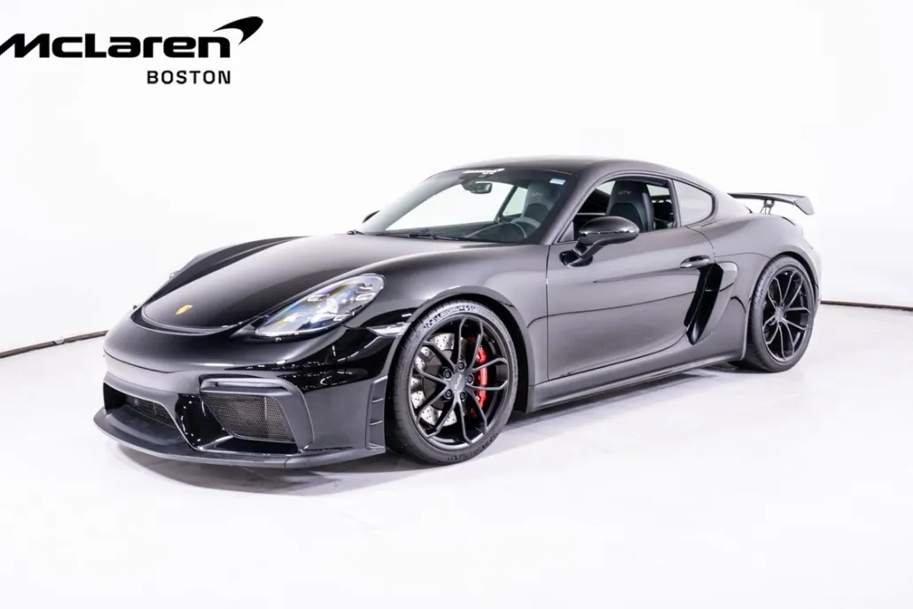 2021 Porsche Cayman GT4 photo 1