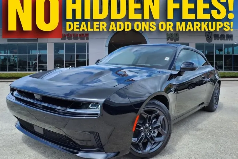2025 Dodge Charger R/T photo 1