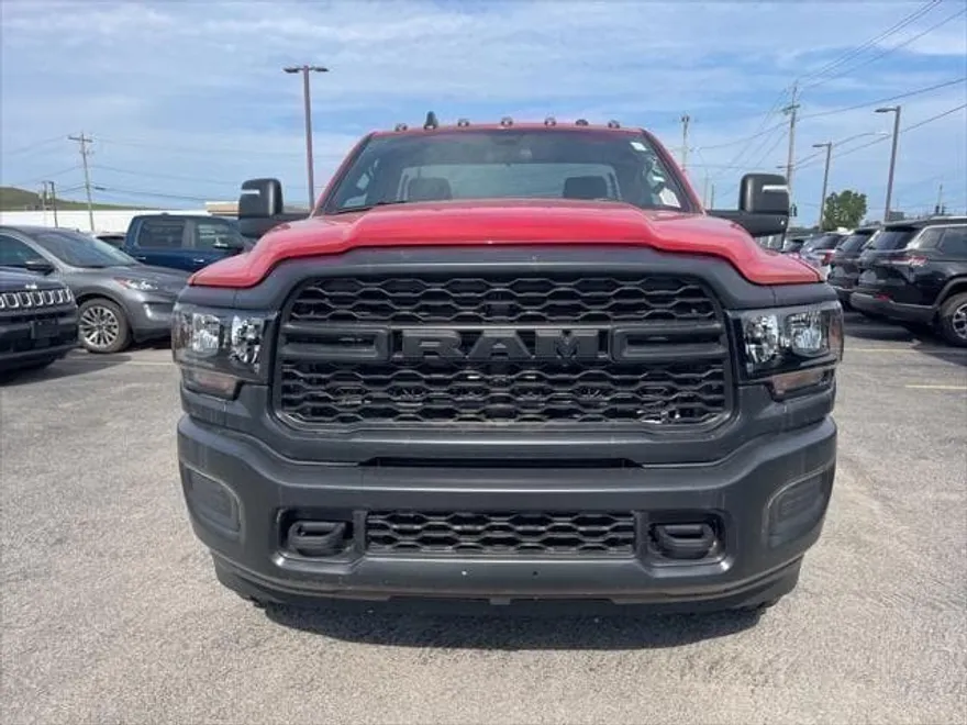 2024 Ram 3500 Tradesman photo 1