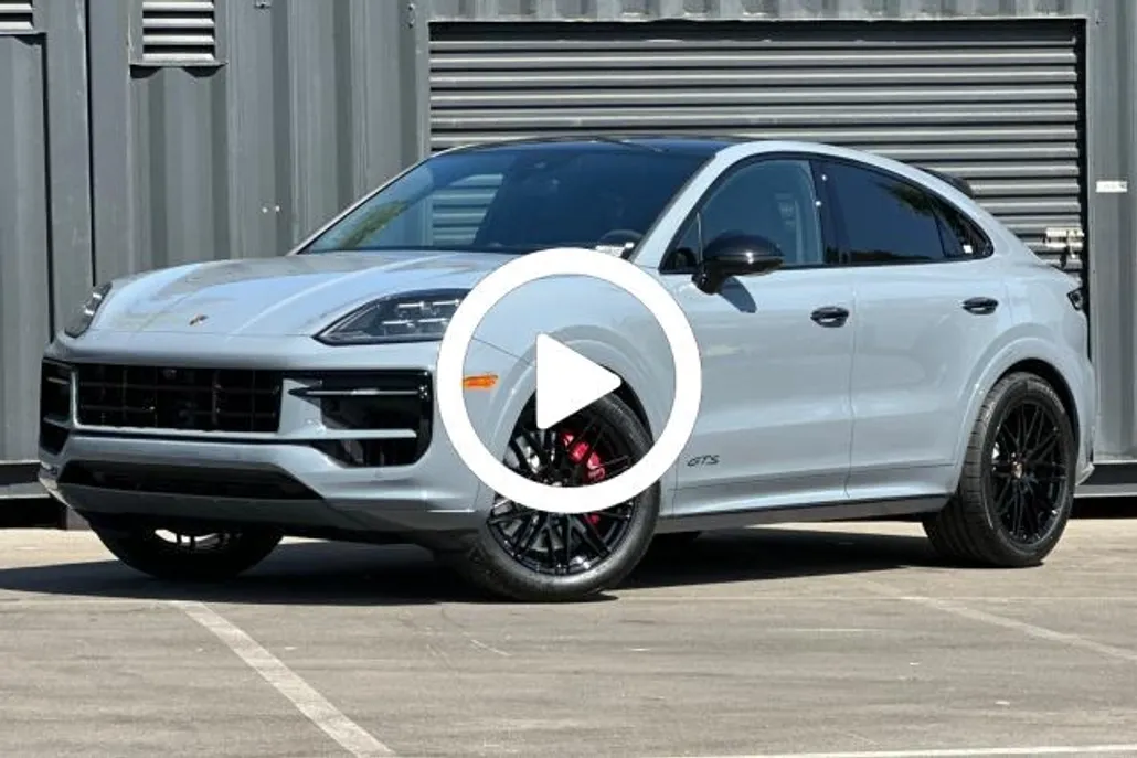 2026 Porsche Cayenne GTS Coupe photo 1