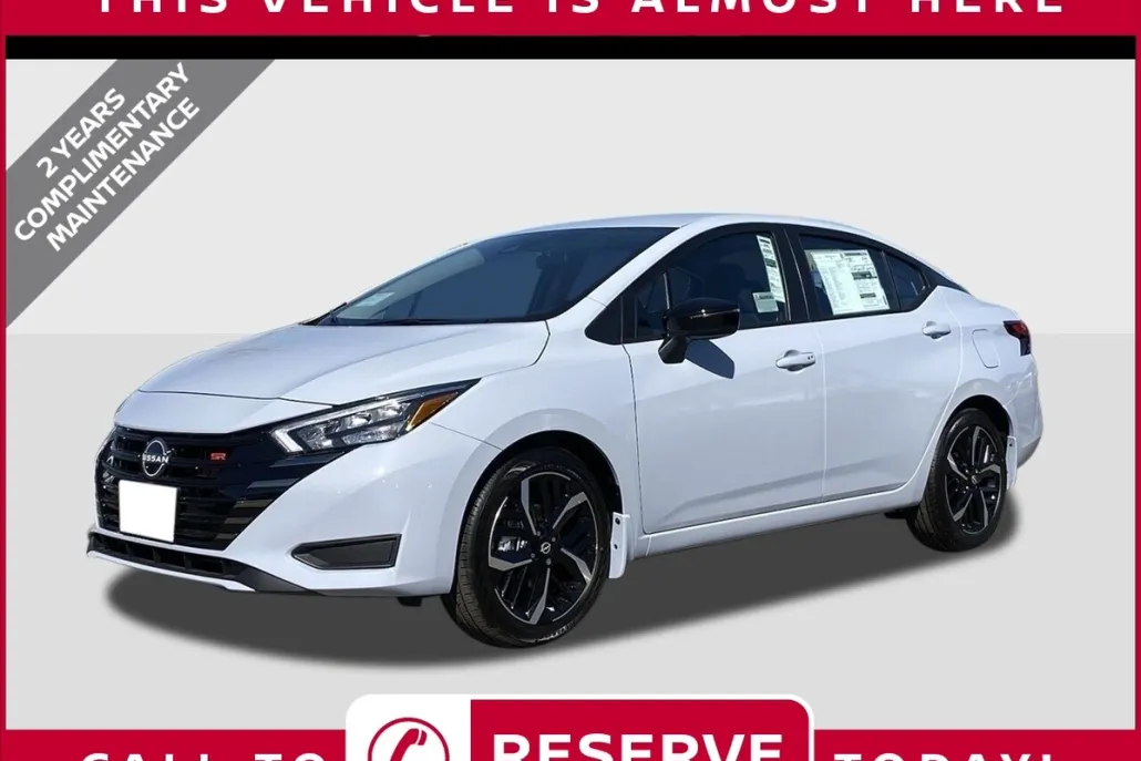 2025 Nissan Versa SR photo 1