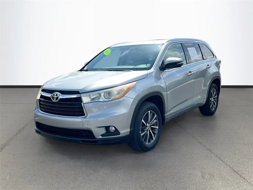 2014 Toyota Highlander XLE photo 1
