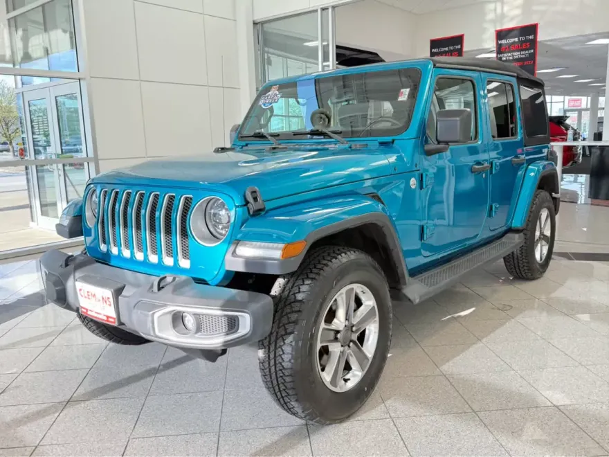 2020 Jeep Wrangler Unlimited Sahara photo 1