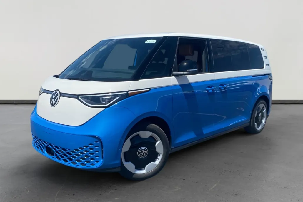 2025 Volkswagen ID. Buzz Pro S photo 1