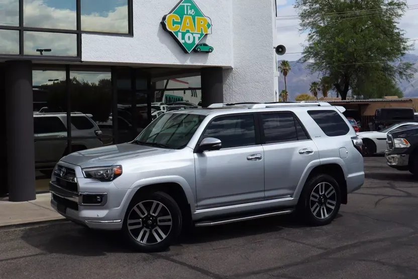 2022 Toyota 4Runner Limited photo 1