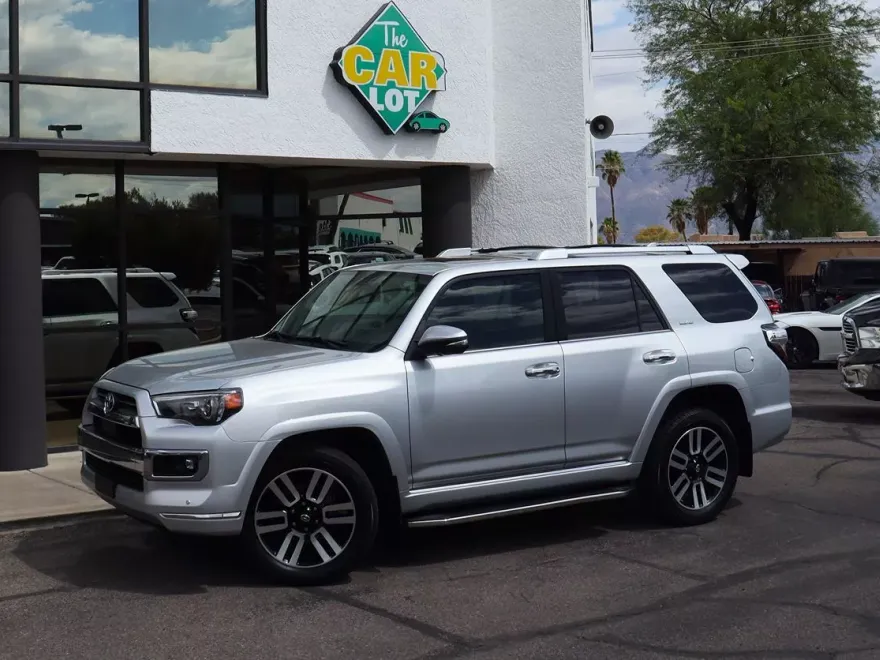 2022 Toyota 4Runner Limited photo 1