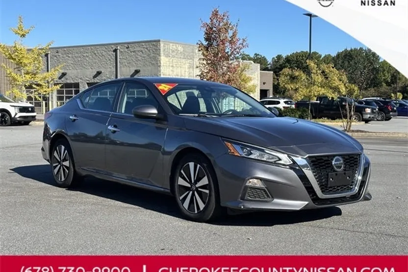 2021 Nissan Altima 2.5 SV photo 1