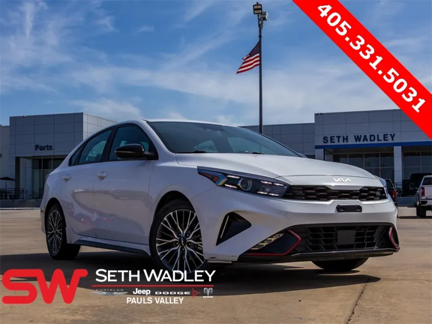2023 Kia Forte GT-Line photo 1