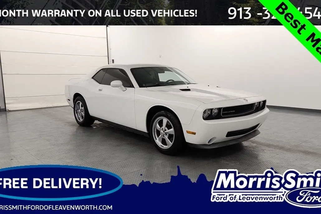 2010 Dodge Challenger SE photo 1