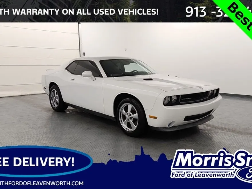 2010 Dodge Challenger SE photo 1