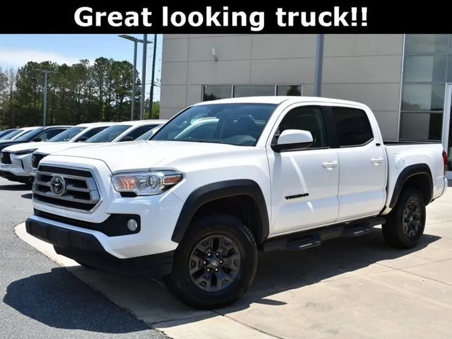 2021 Toyota Tacoma SR5 Double Cab V6 photo 1