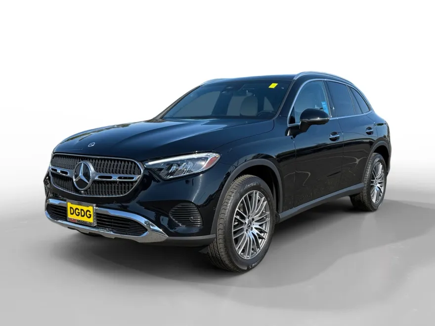 2024 Mercedes Benz GLC 300 4MATIC photo 1