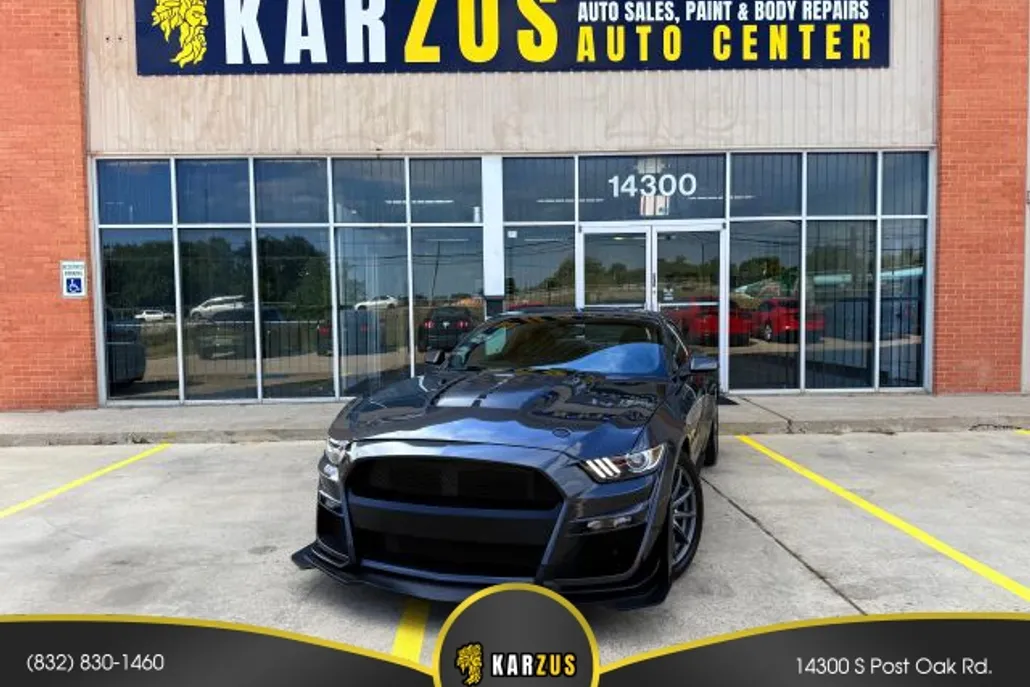 2016 Ford Mustang EcoBoost photo 1