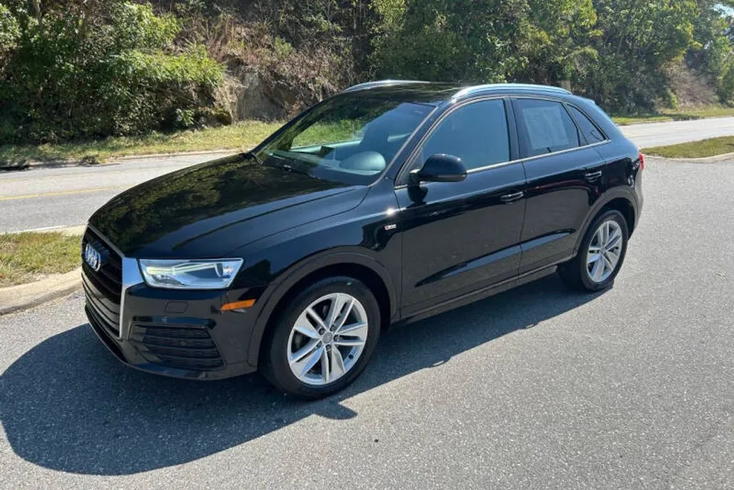 2018 Audi Q3 Premium photo 1