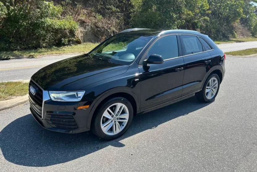 2018 Audi Q3 Premium photo 1