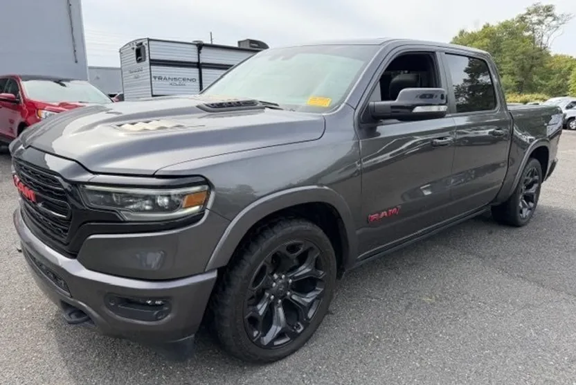 2022 Ram 1500 Limited photo 1