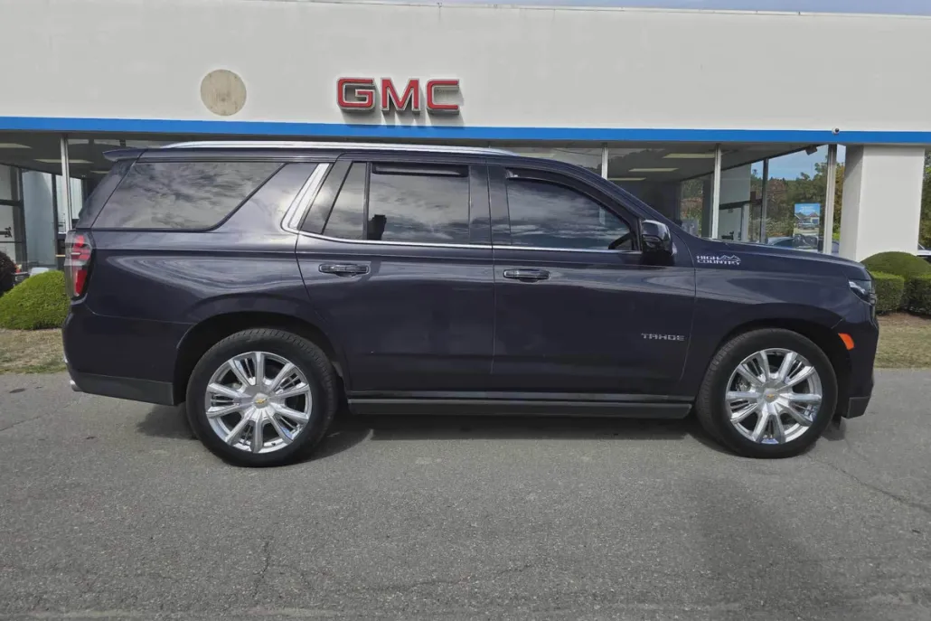 2022 Chevrolet Tahoe High Country photo 1