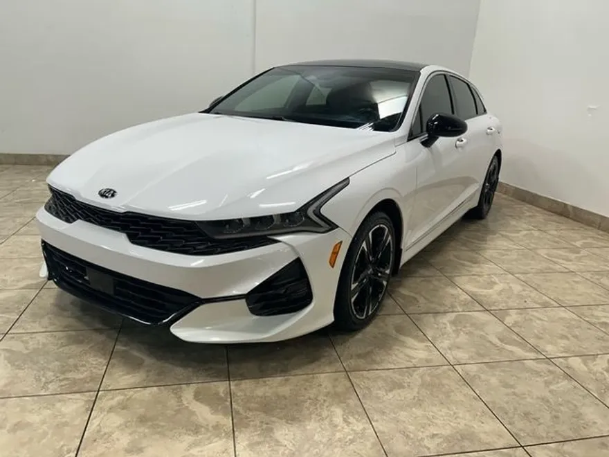 2021 Kia K5 GT-Line photo 1