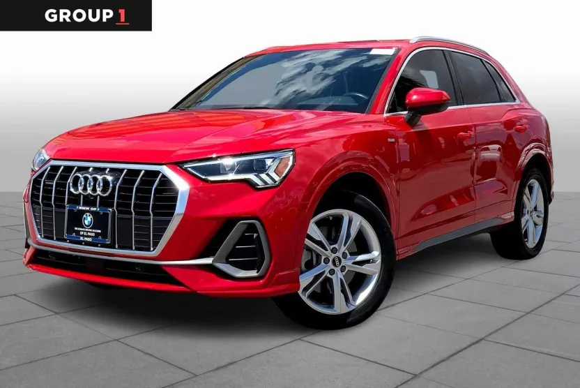 2023 Audi Q3 S line Premium Plus photo 1