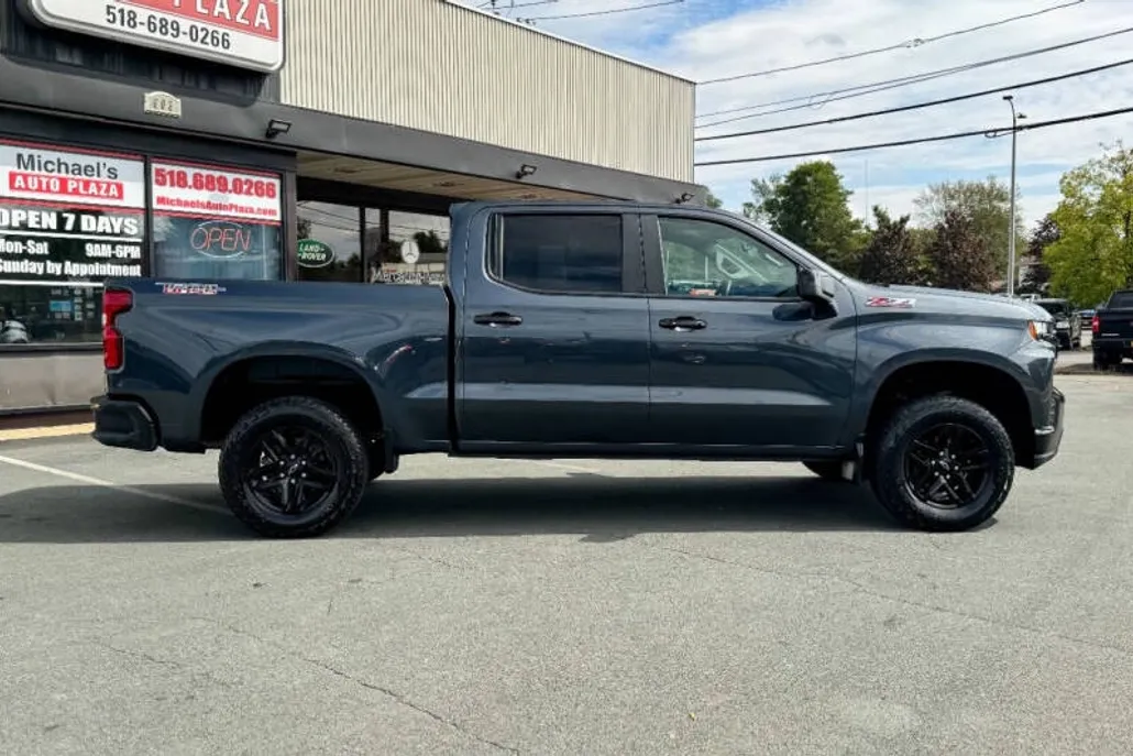 2021 Chevrolet Silverado 1500 LT Trail Boss photo 1