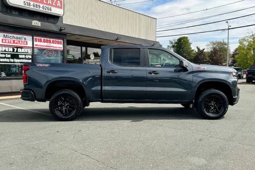 2021 Chevrolet Silverado 1500 LT Trail Boss photo 1