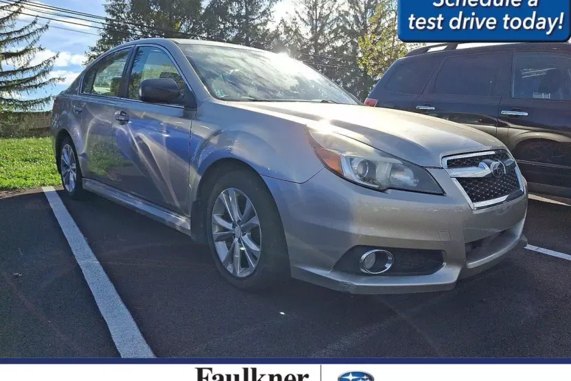 2014 Subaru Legacy 2.5i photo 1