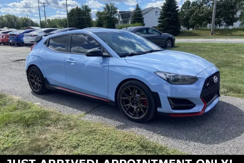 2020 Hyundai Veloster N photo 1