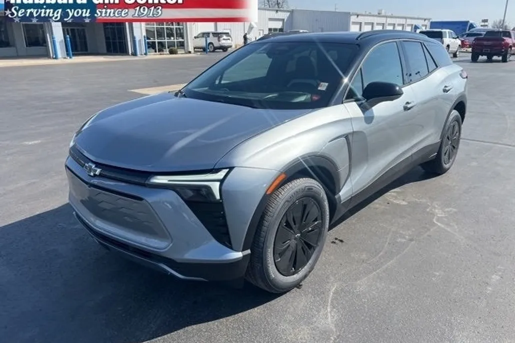 2025 Chevrolet Blazer EV photo 1