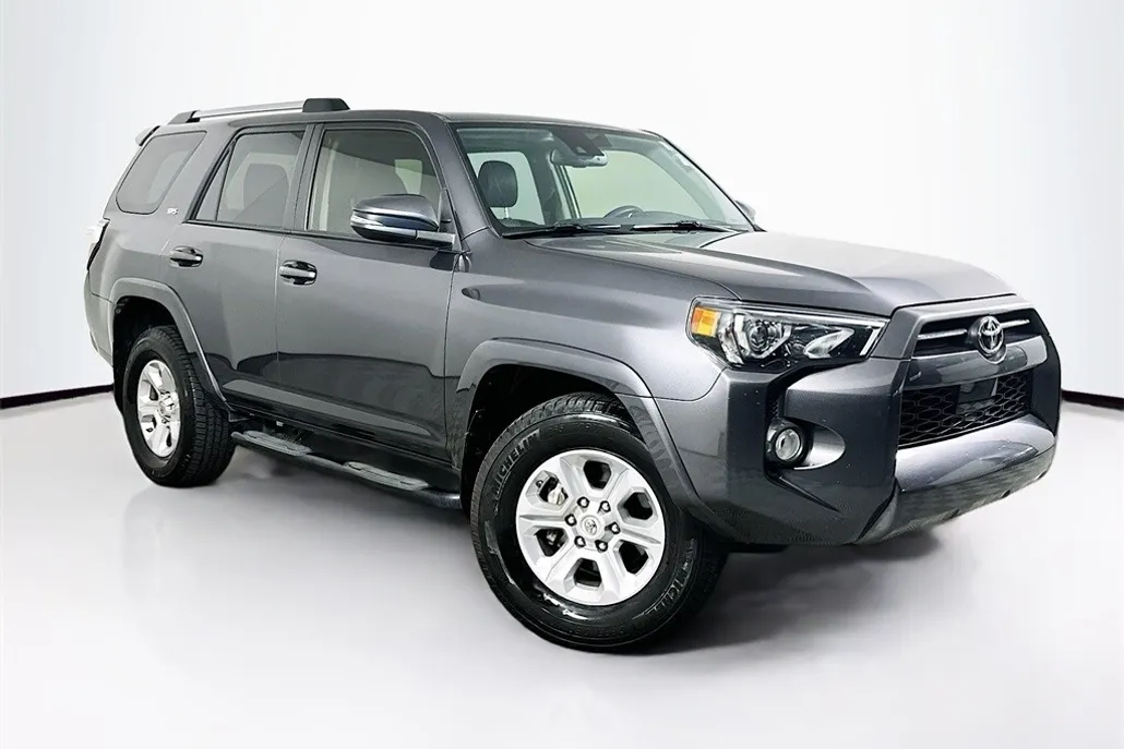 2020 Toyota 4Runner SR5 Premium photo 1