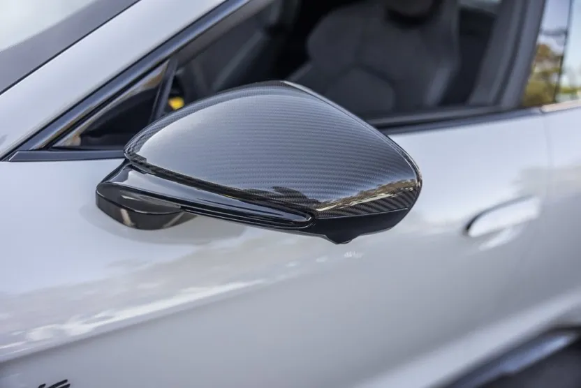 2025 Porsche Taycan GTS photo 1