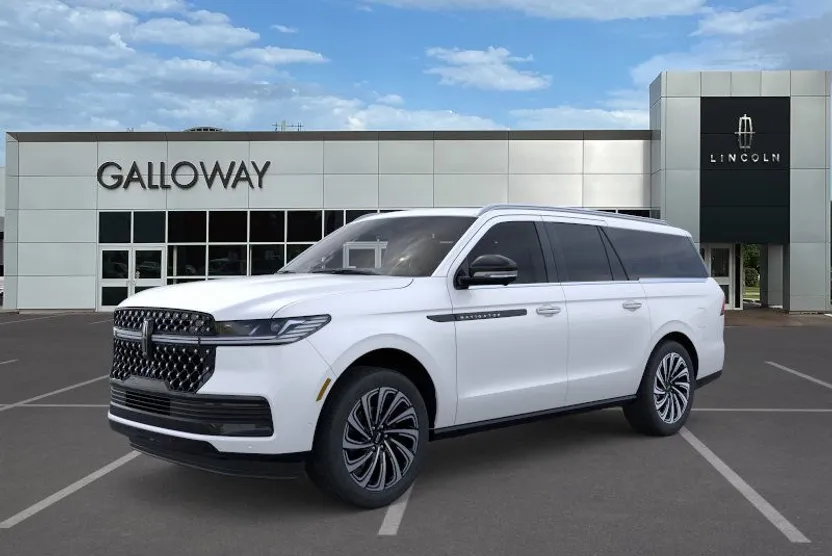 2025 Lincoln Navigator Black Label photo 1