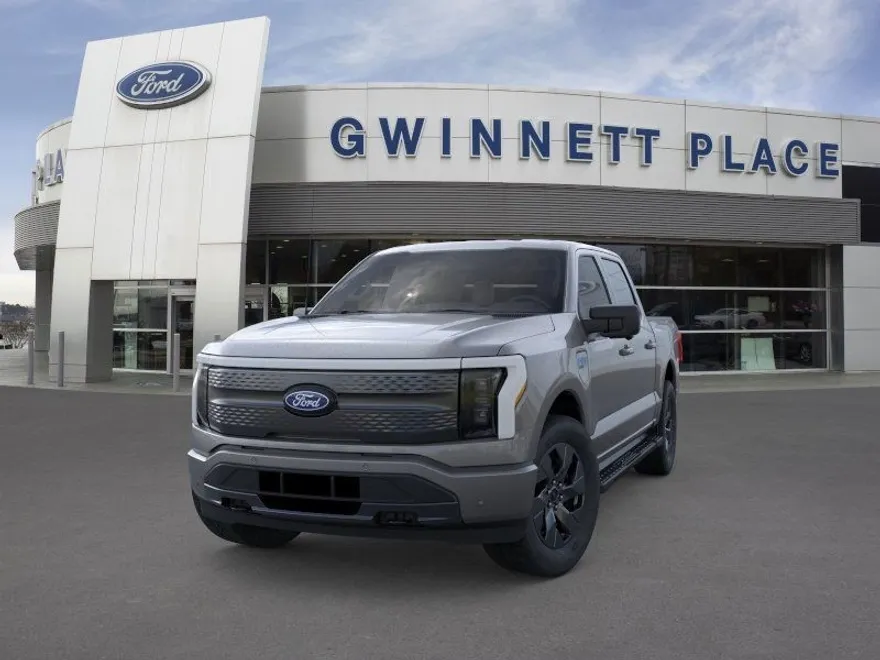 2025 Ford F-150 Lightning XLT photo 1