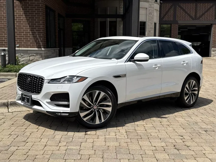 2022 Jaguar F-PACE P340 S photo 1