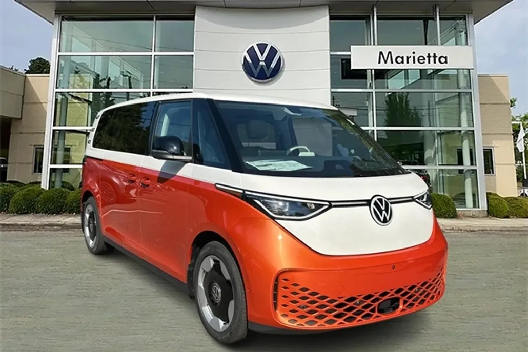 2025 Volkswagen ID. Buzz Pro Plus photo 1