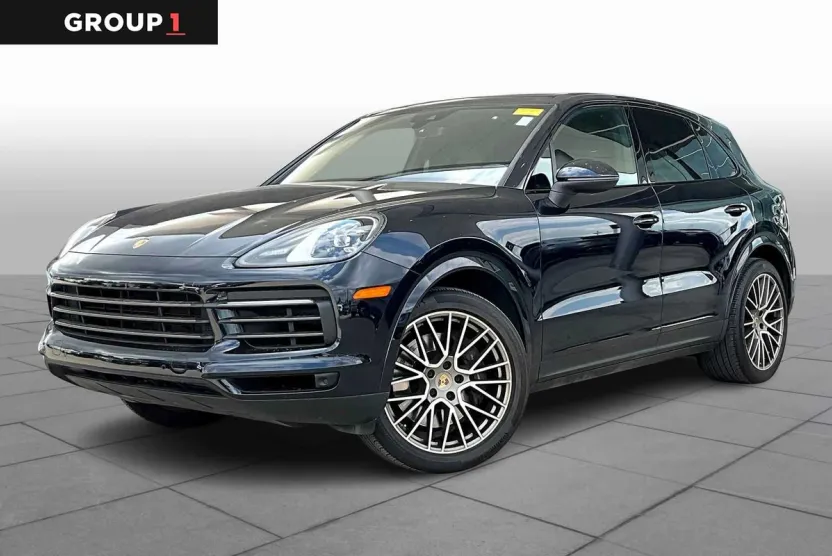 2023 Porsche Cayenne Platinum Edition photo 1