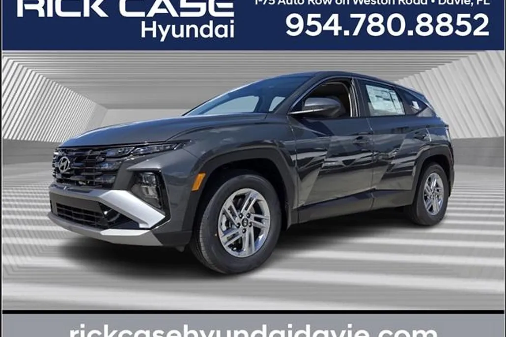 2026 Hyundai Tucson SE photo 1