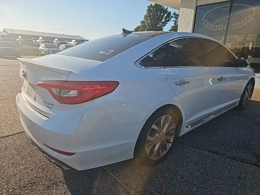 2015 Hyundai Sonata Limited photo 1