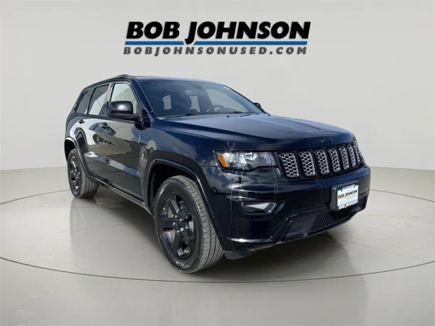 2021 Jeep Grand Cherokee Laredo X photo 1