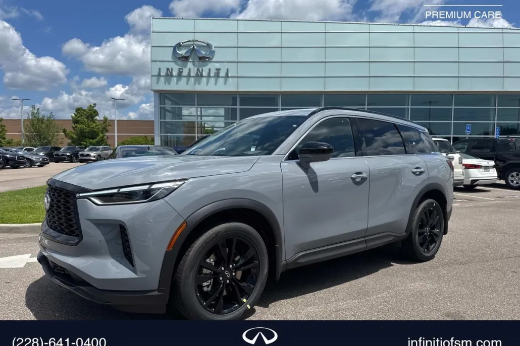 2025 Infiniti QX60 Luxe photo 1