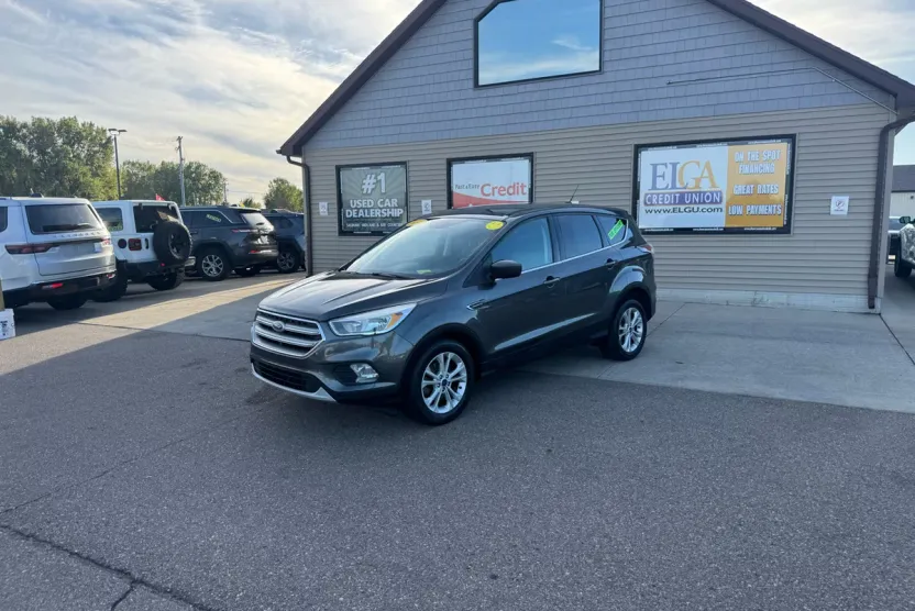 2017 Ford Escape SE photo 1