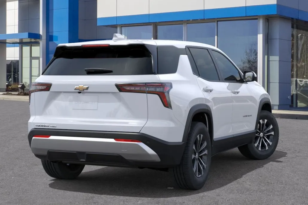 2026 Chevrolet Equinox LT photo 1